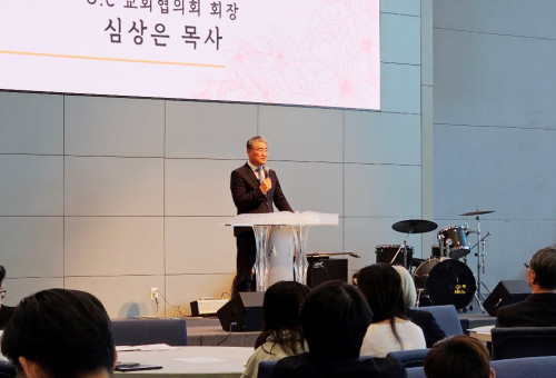 축사를 전하고 있는 OC기독교교회협의회 회장대행 심상은 목사